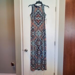 NEW!!Tribal Print Maxi Dressb with 2 high slitsNWT